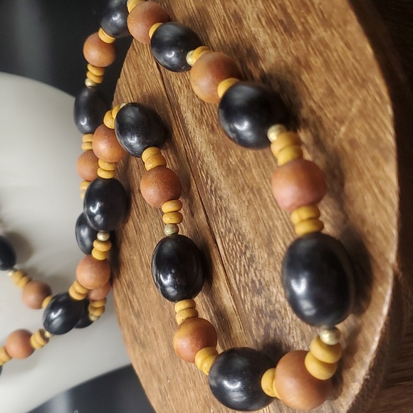 Overflow‎ - Picture 2 of 2